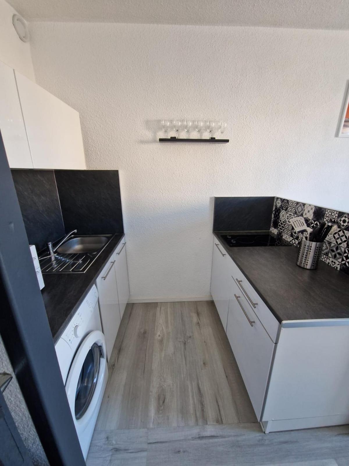 L'Escapade Gruissanaise, Appartement 1 Chambre, Loggia, Climatisation, Wifi Avec Piscines De Mi-Mai A Mi-Septembre Dans Residence Kültér fotó