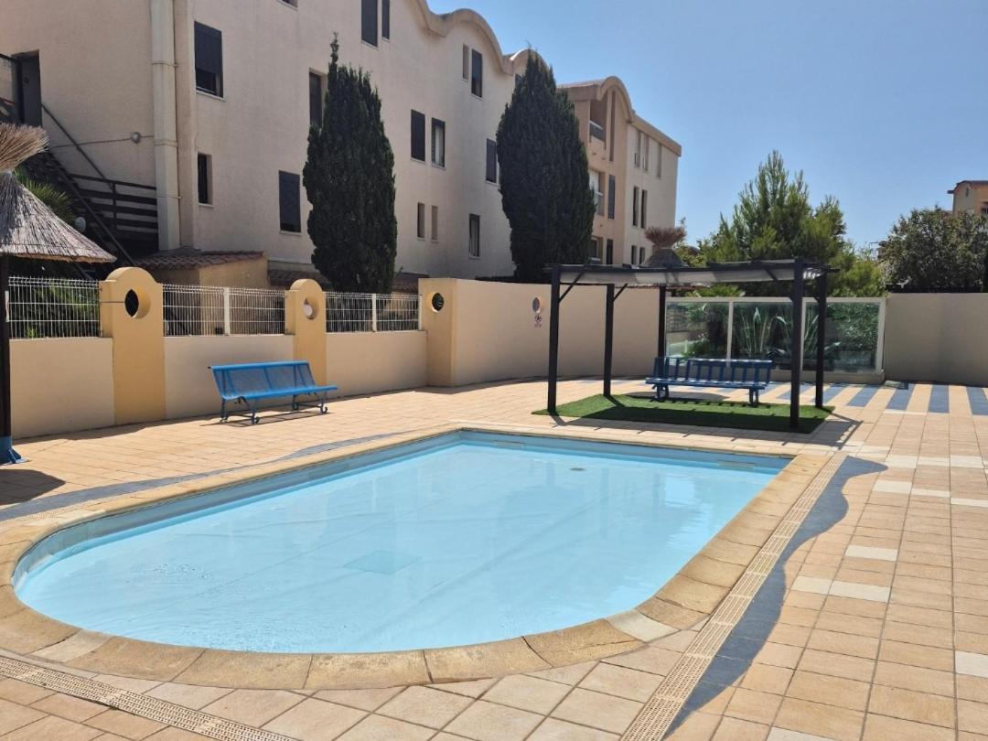 L'Escapade Gruissanaise, Appartement 1 Chambre, Loggia, Climatisation, Wifi Avec Piscines De Mi-Mai A Mi-Septembre Dans Residence Kültér fotó